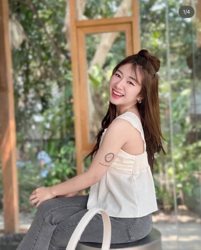 채어맨 수애.jpg